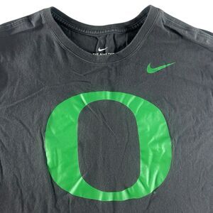 Nike Oregon Ducks Graphic Shirt Men’s 3XL Giant Logo Athletic Cut